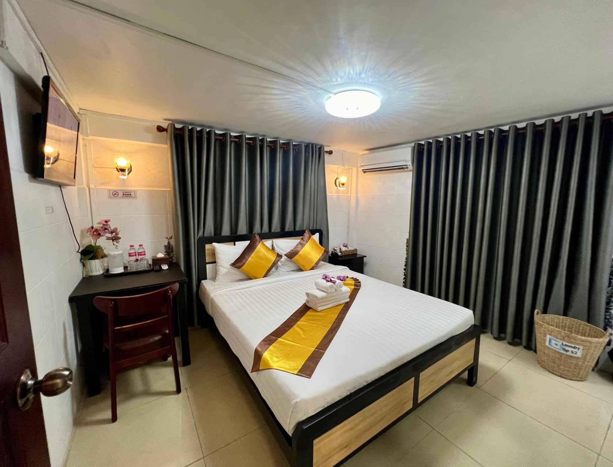 Sun Chakra Boutique Hotel بنوم بنه المظهر الخارجي الصورة