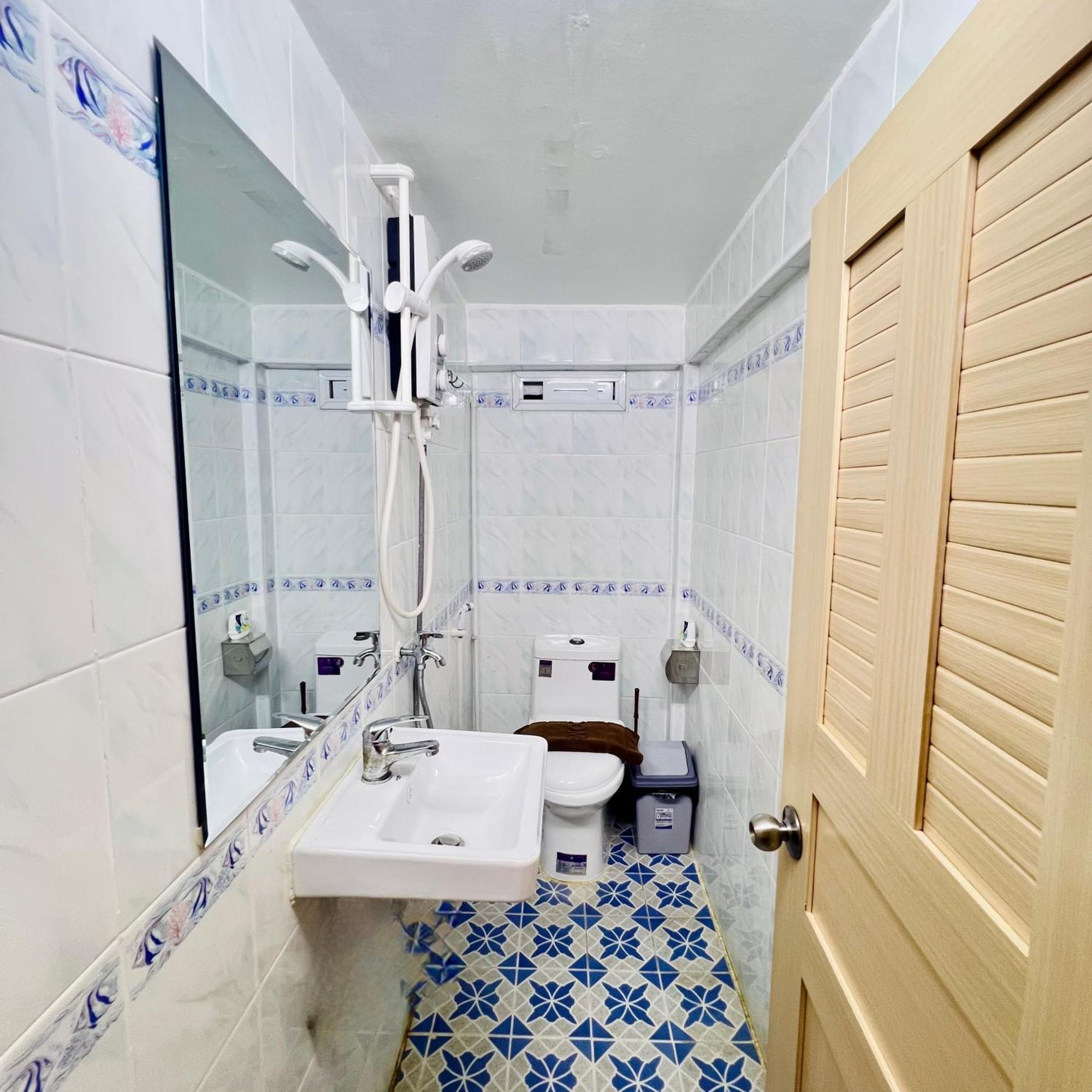 Sun Chakra Boutique Hotel بنوم بنه المظهر الخارجي الصورة