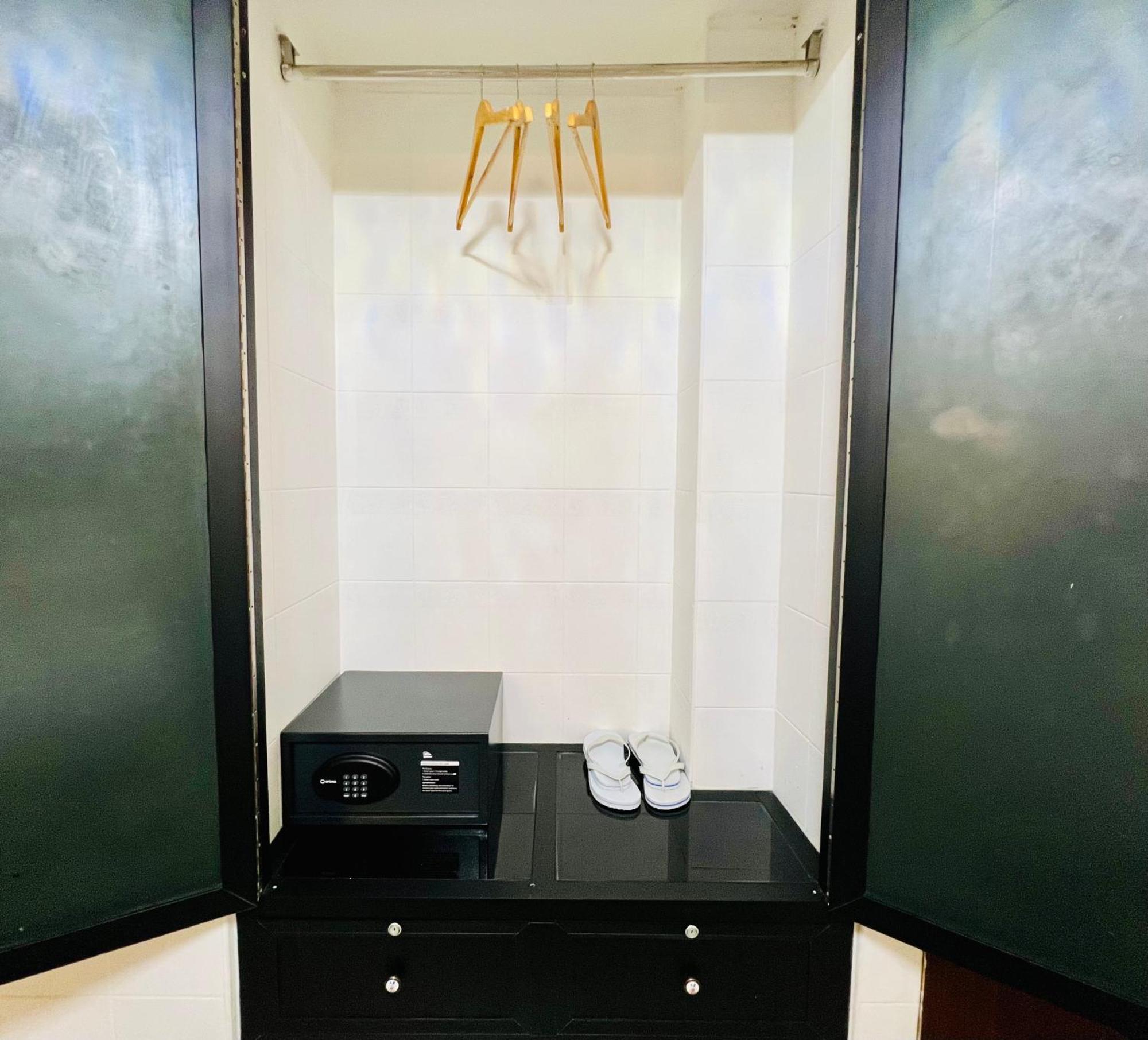 Sun Chakra Boutique Hotel بنوم بنه المظهر الخارجي الصورة