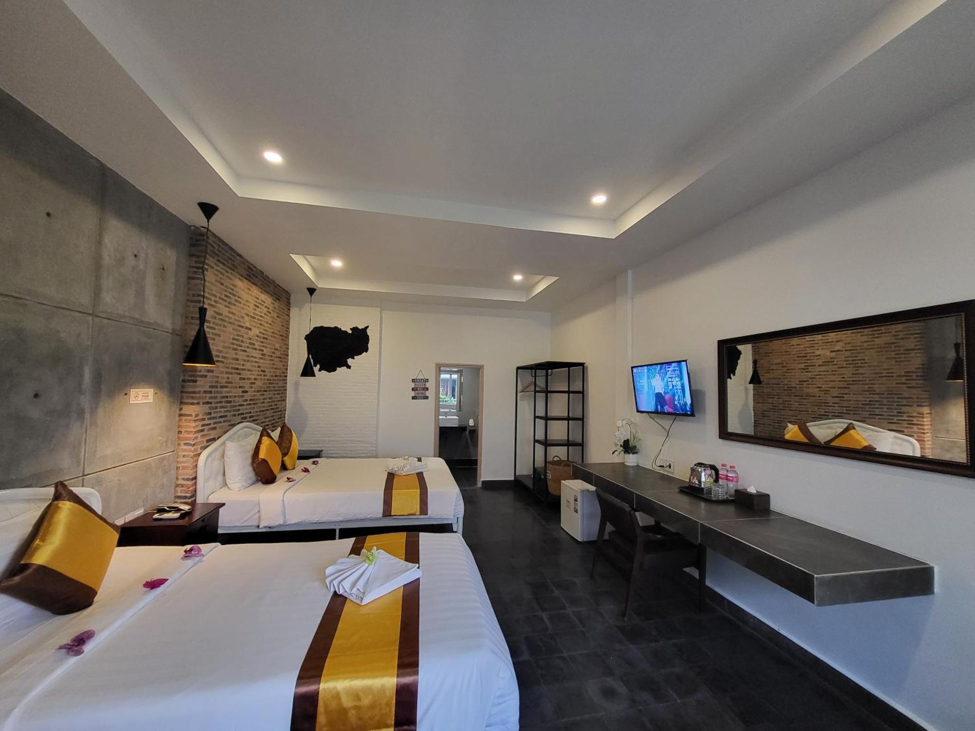 Sun Chakra Boutique Hotel بنوم بنه المظهر الخارجي الصورة