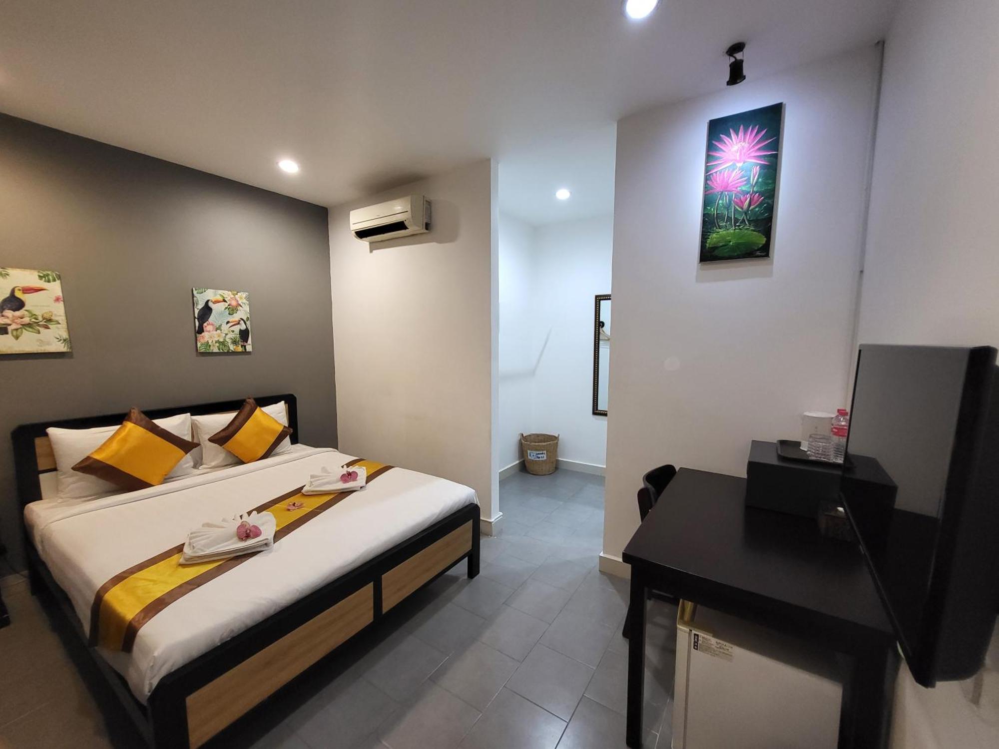Sun Chakra Boutique Hotel بنوم بنه المظهر الخارجي الصورة