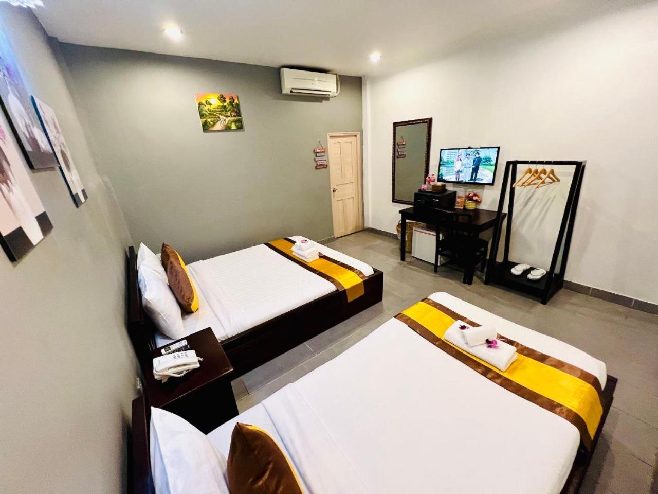 Sun Chakra Boutique Hotel بنوم بنه المظهر الخارجي الصورة